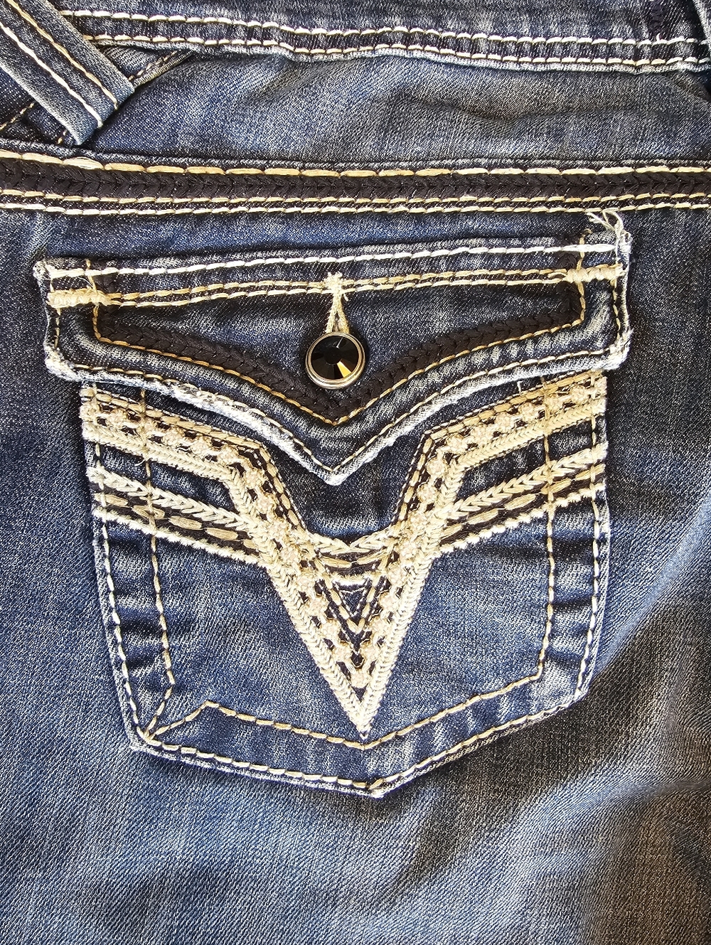 Vigoss Boot Cut Flare Jeans With Black Studded Gems Size 18 - Picture 6 of 9